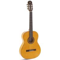 Гитара классическая Admira Triana Satinada Фото