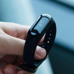 Фитнес браслет Xiaomi Mi Band 3 Black Фото 4