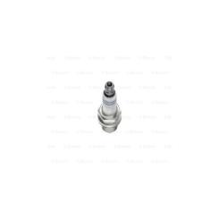Свеча зажигания Bosch 0 242 235 667 Фото 2