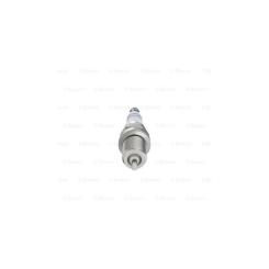Свеча зажигания Bosch 0 242 235 667 Фото 4