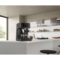 Рожковая кофеварка эспрессо DeLonghi EC 235 BK Фото 5