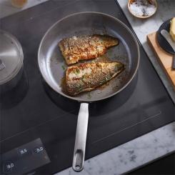 Сковорода Fiskars All Steel матова 28 см Фото 8