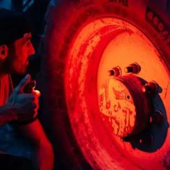 Фонарь Olight Perun 3 Midnight Blue Фото 8