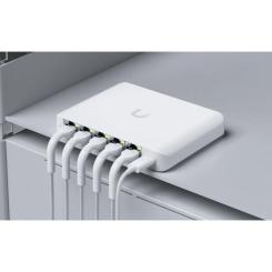 Коммутатор сетевой Ubiquiti USW-FLEX-2.5G-5 Фото 6