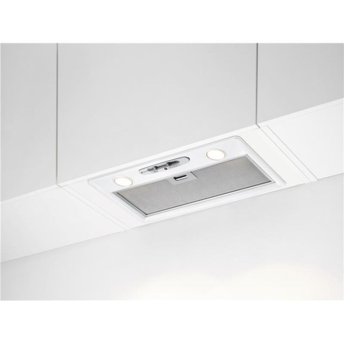 Вытяжка кухонная Electrolux LFG525W Фото